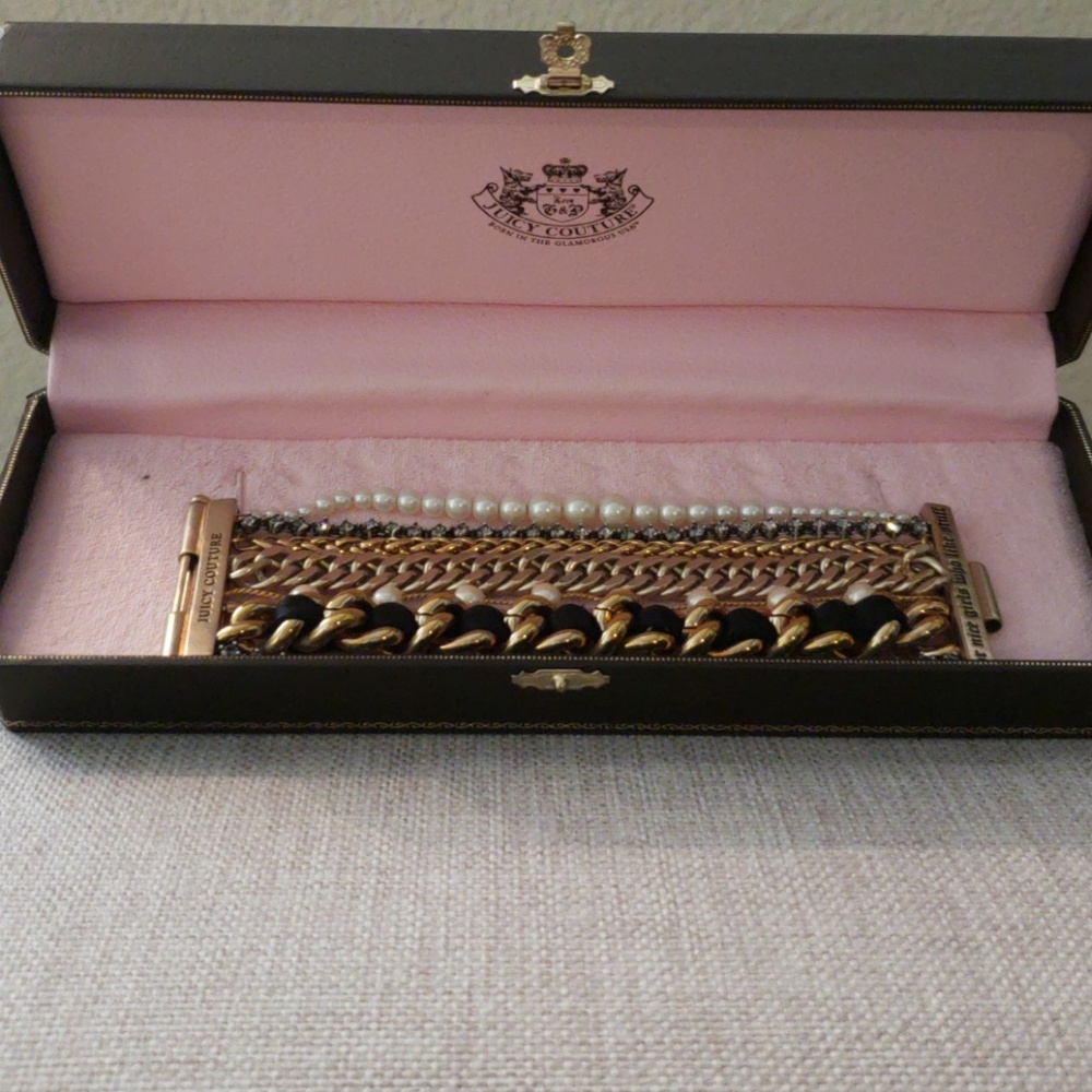 Juicy Couture bracelet - Picture 2 of 3